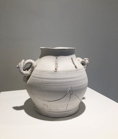 Vase,&nbsp;1979, clay, 14 x 8 x 8 in. (recto)